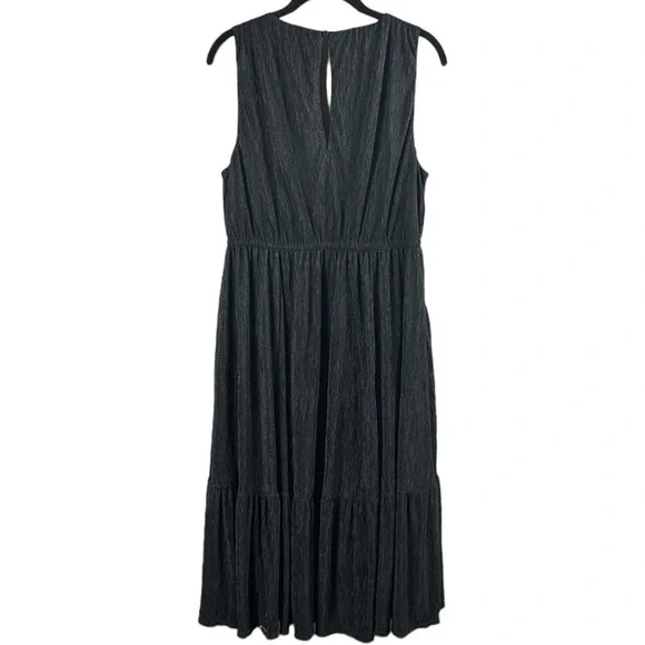 Torrid Black Crinkle Knit Surplice Skater Dress Size 1X - Picture 8 of 12